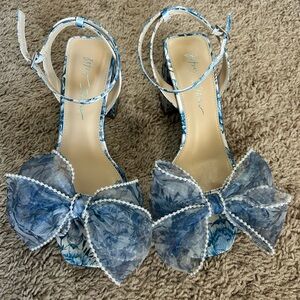 Betsey Johnson Blue Floral Bow Heels